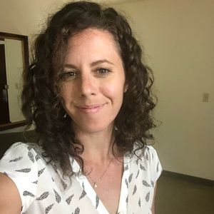 Meet your Posher, Holly